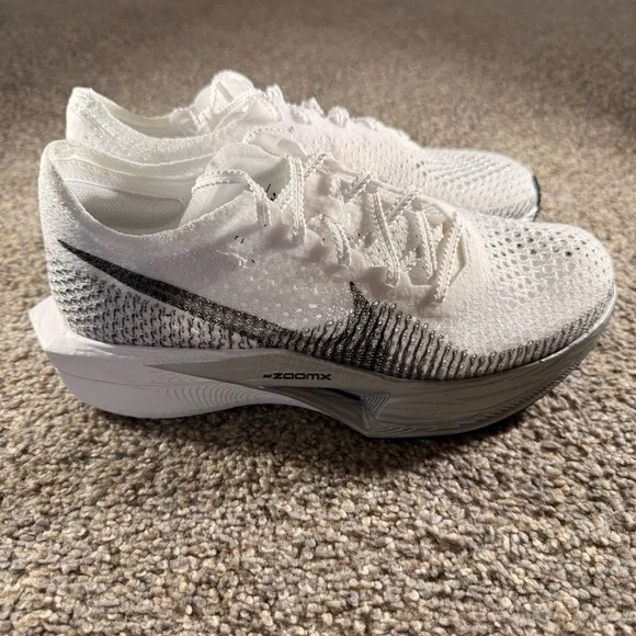 Nike ZoomX Vaporfly 3 White Particle Grey Flyknit Women's 8. Perfect condition! - Picture 4 of 9